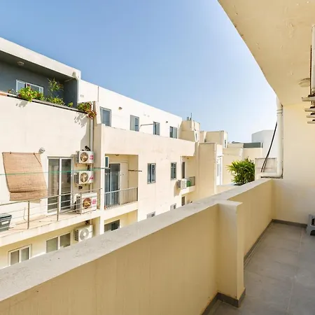 Sunny & Beautiful Views, Amazing Design & Terrace By 360 Estates * Lija
