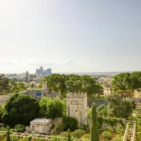 Sunny & Beautiful Views, Amazing Design & Terrace By 360 Estates