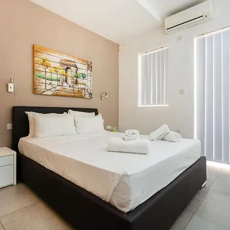 شقة Sunny & Beautiful Views, Amazing Design & Terrace By 360 Estates Lija