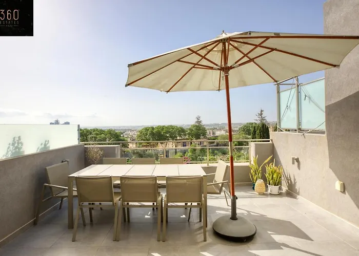 Sunny & Beautiful Views, Amazing Design & Terrace By 360 Estates *