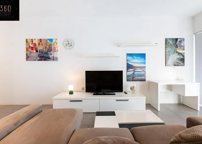 Apartament Sunny & Beautiful Views, Amazing Design & Terrace By 360 Estates Lija